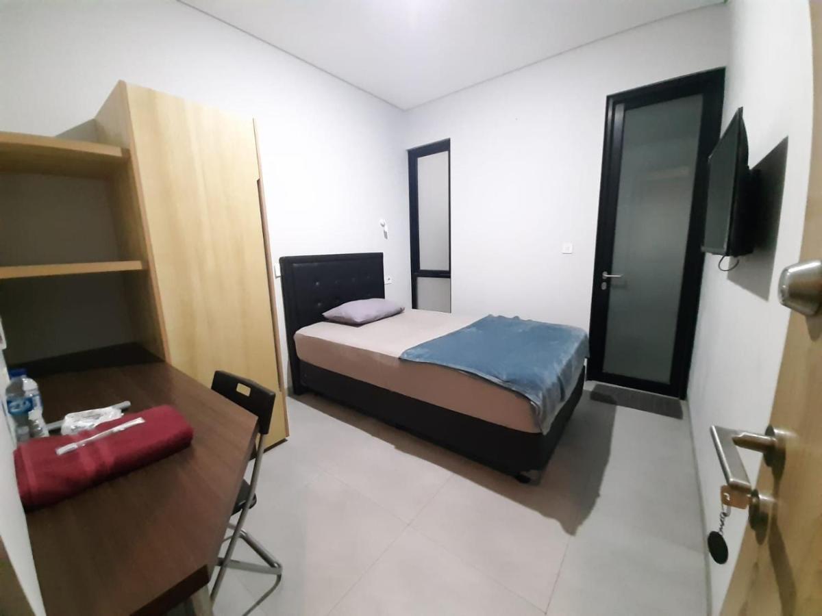 Oyo Life 92770 Cozy Puri 22 Otel Cakarta Dış mekan fotoğraf